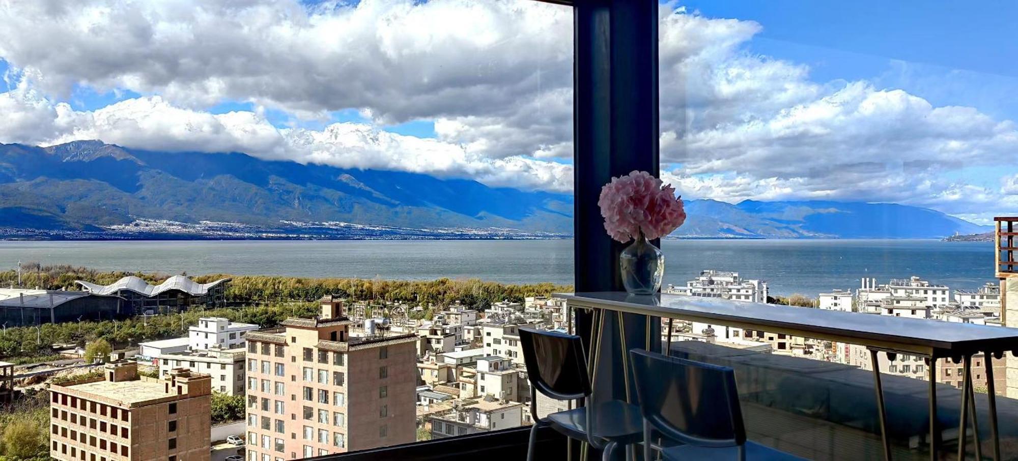 Dali Listening Sea View Villa大理听城海景别墅 外观 照片