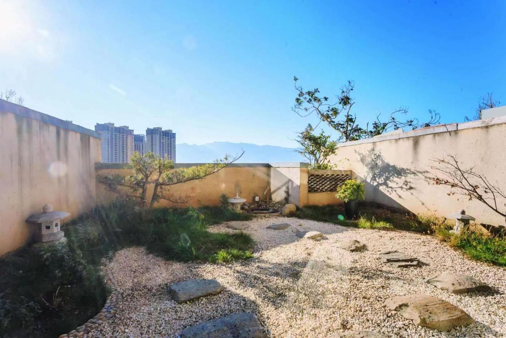 Dali Listening Sea View Villa大理听城海景别墅 外观 照片