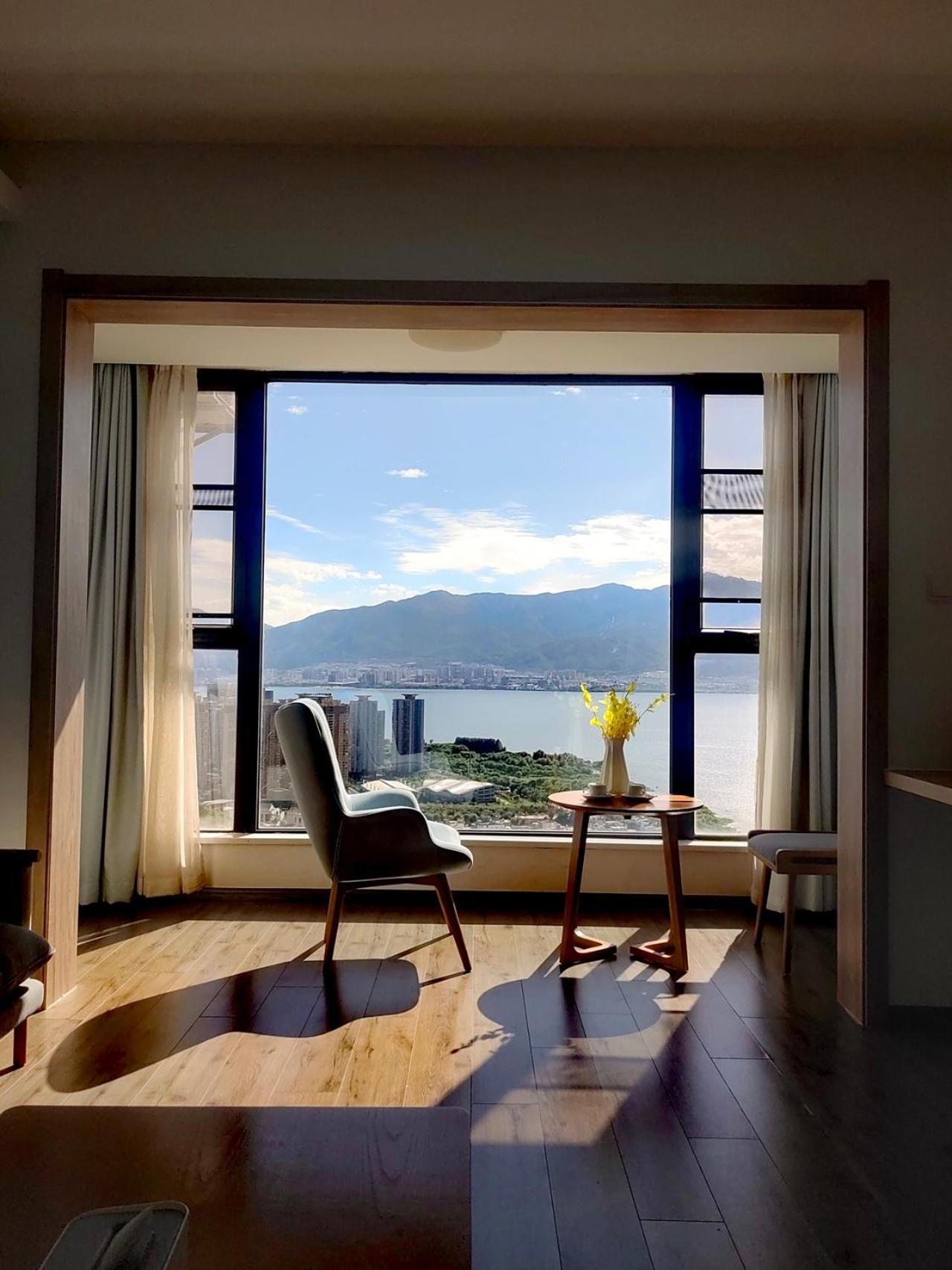 Dali Listening Sea View Villa大理听城海景别墅 外观 照片